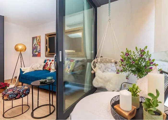 Perfect Downtown A217 *